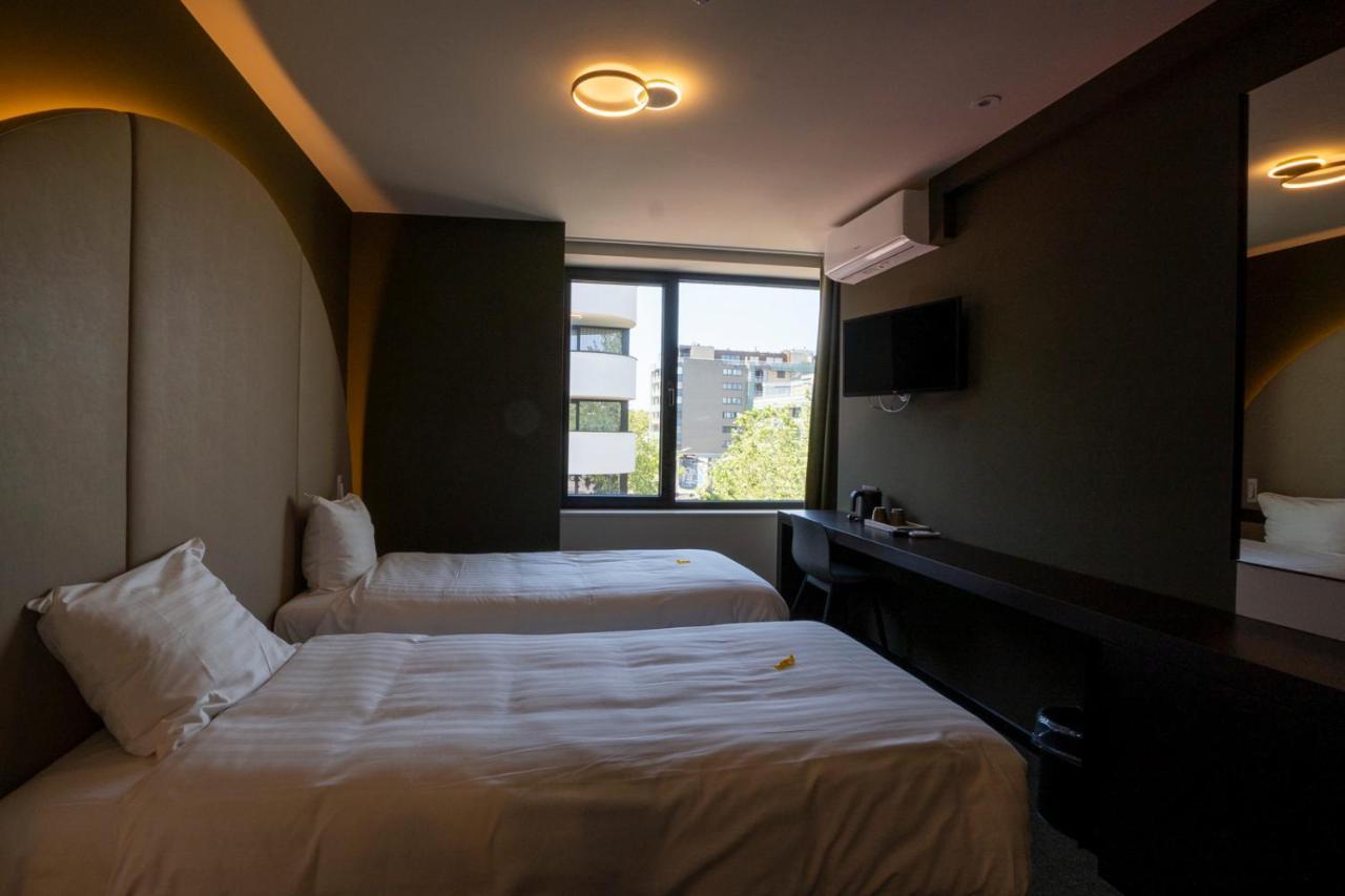 Green Hotel غينك المظهر الخارجي الصورة